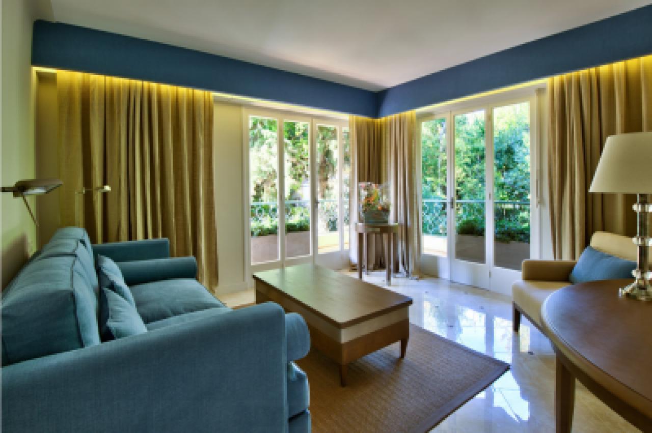 One Bed Just Minutes Walk From The Croisette And The Palais In A Secure 1693 Apartamento